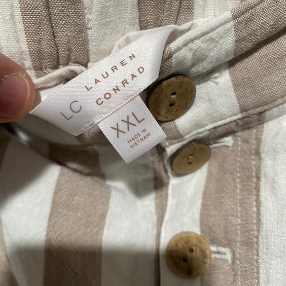 LC Lauren Conrad Taupe and White Striped and Buttoned Pants Size XXL - Picture 10 of 14